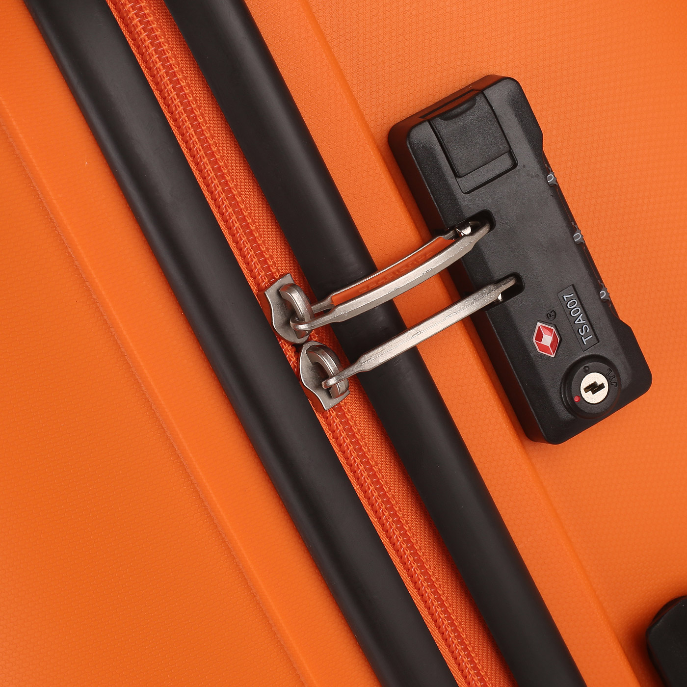 Чемодан American Tourister Bon Air