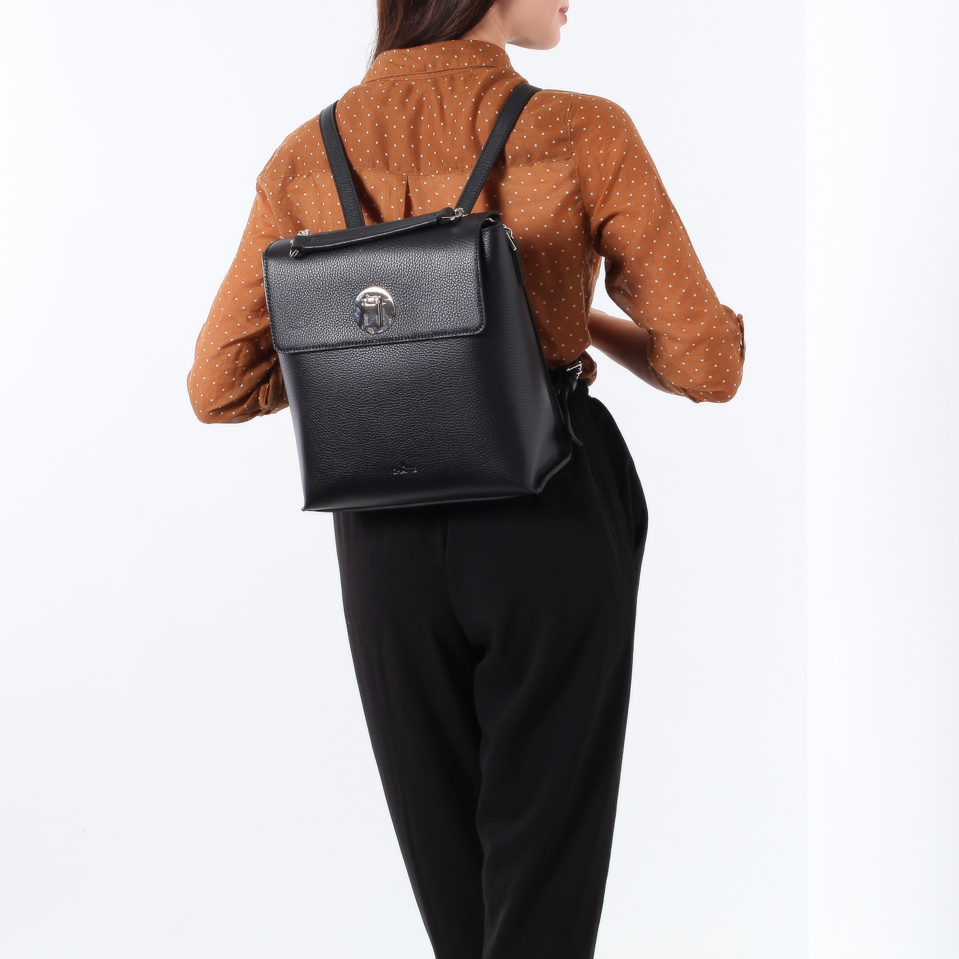 Черный кожаный рюкзак Chatte 