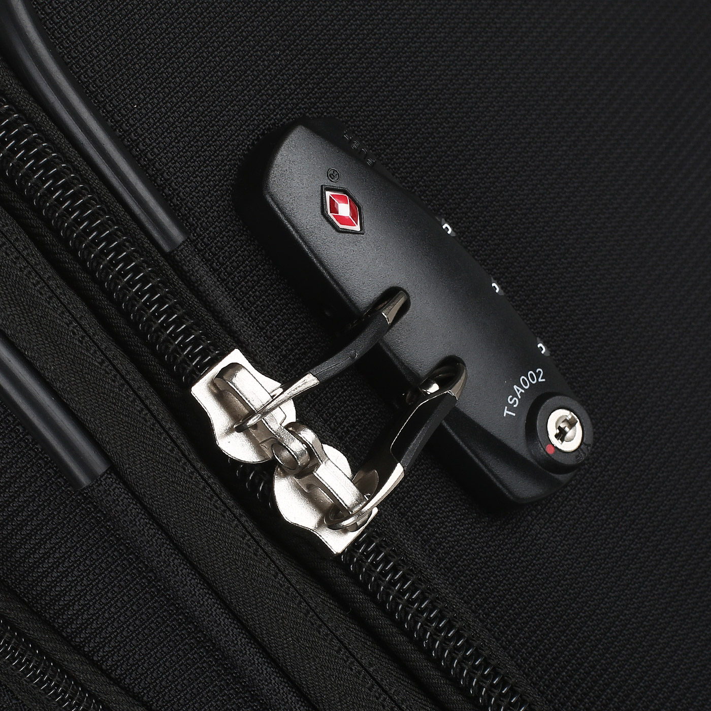 Чемодан большой L тканевый с кодовым замком Ricardo Seahaven