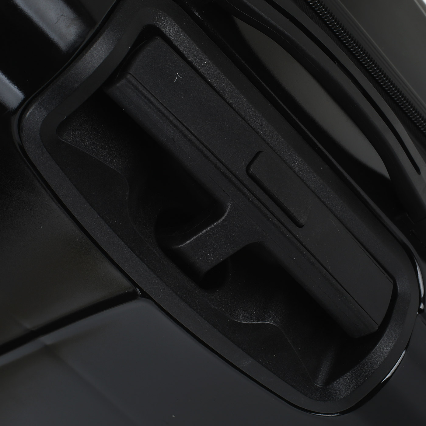 Чемодан средний M из ABS-пластика с кодовым замком Sun Voyage Elit