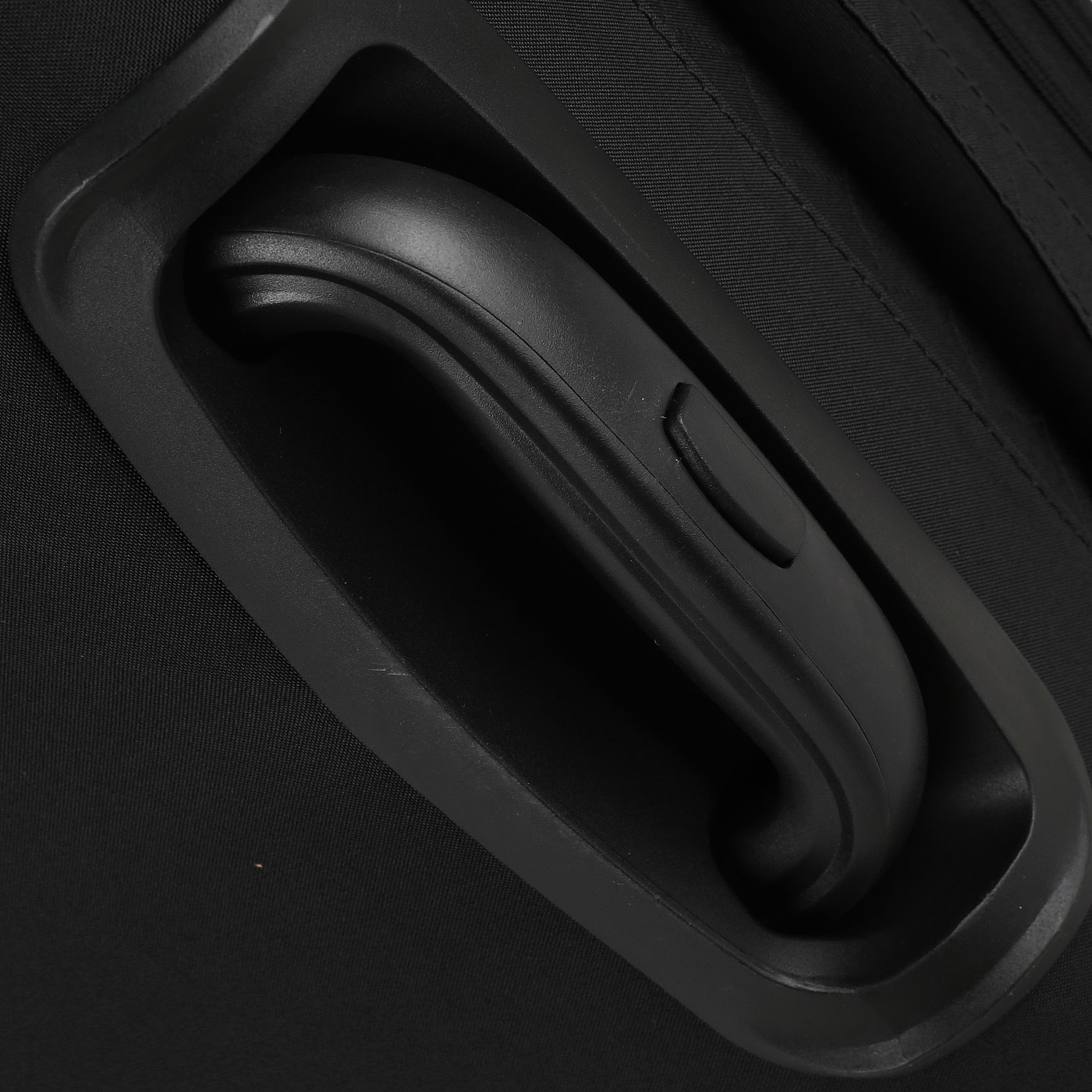 Чемодан средний M тканевый Ricardo Beverly Hills Annadel