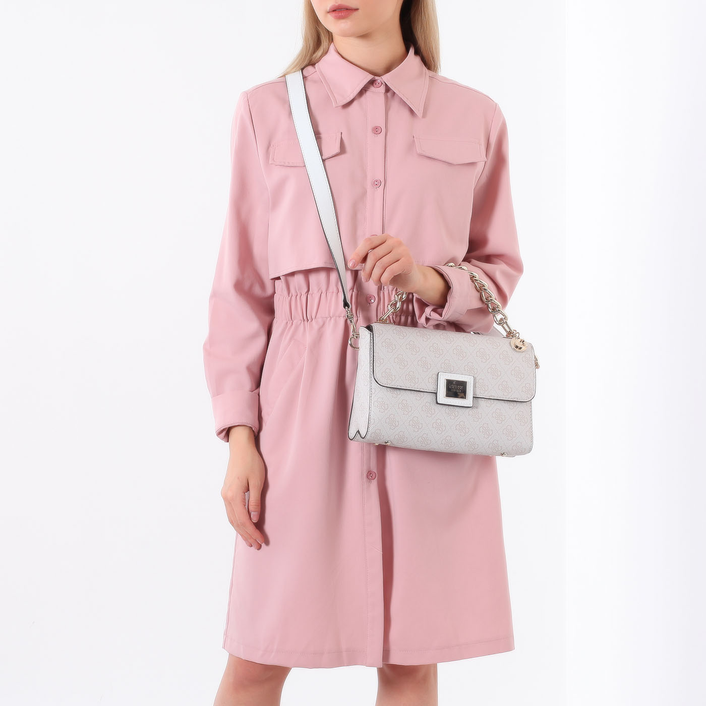 Сумка с логотипом бренда Guess Candace