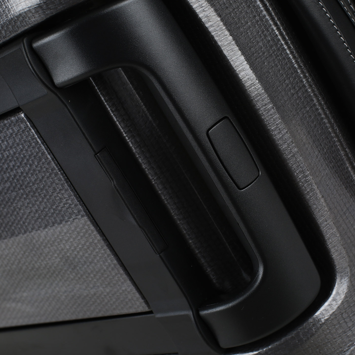 Чемодан большой L из материала Curv с кодовым замком Samsonite Lite-Cube Dlx