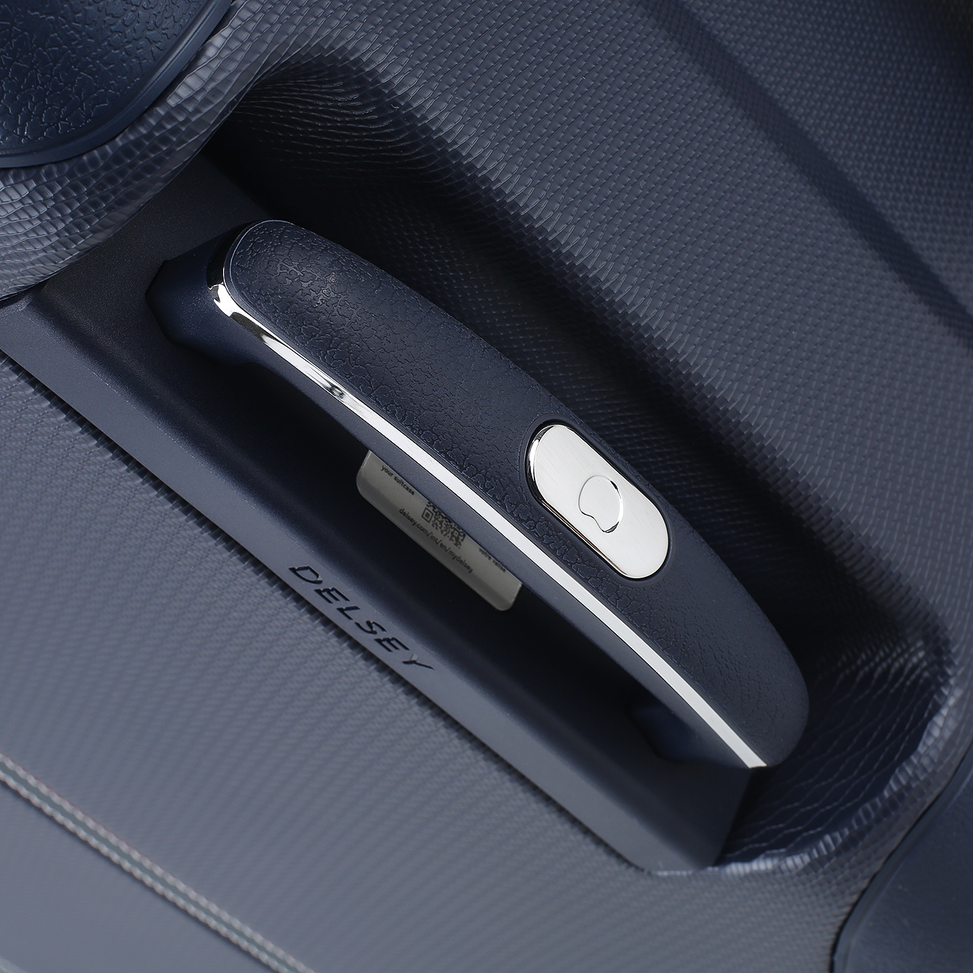 Чемодан очень большой XL из поликарбоната Delsey Chatelet Air