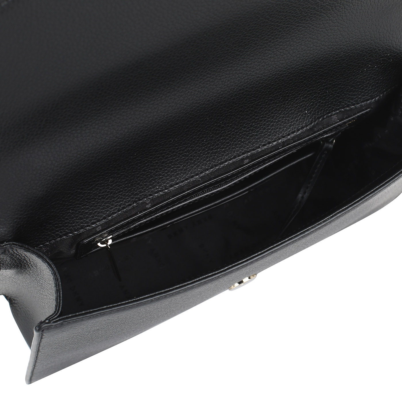 Сумка из черной натуральной кожи DKNY Whitney