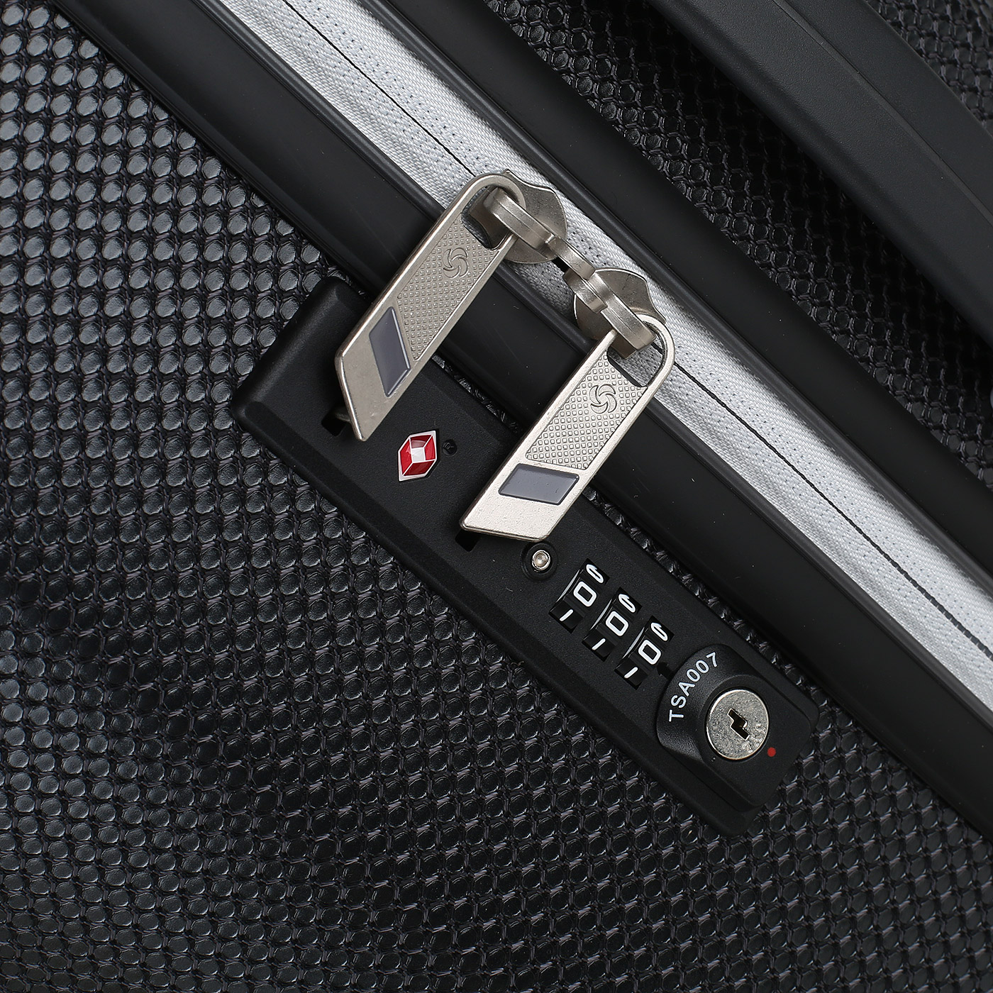 Чемодан средний M из поликарбоната с кодовым замком Samsonite MixMesh