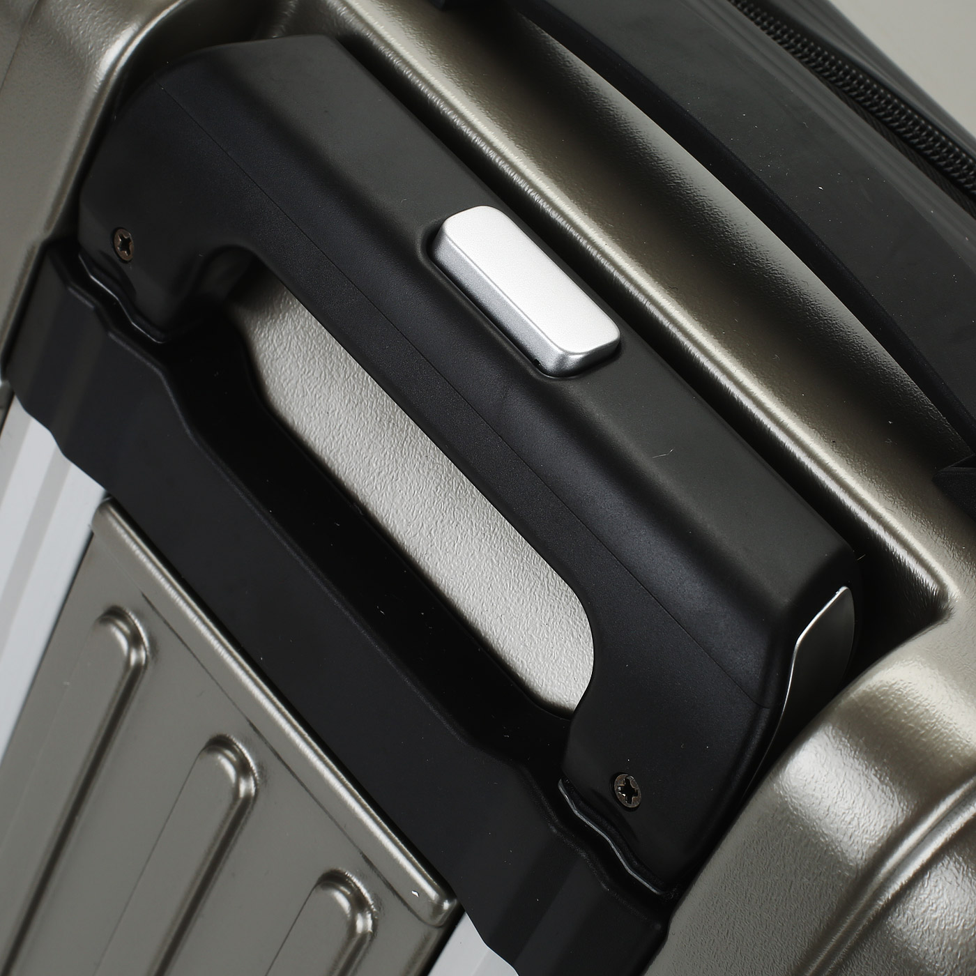 Чемодан маленький S из ABS-пластика с кодовым замком Sun Voyage Elit