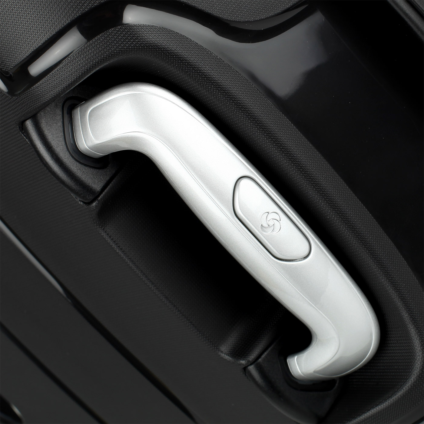 Чемодан очень большой XL из полипропилена с кодовым замком Samsonite Flux