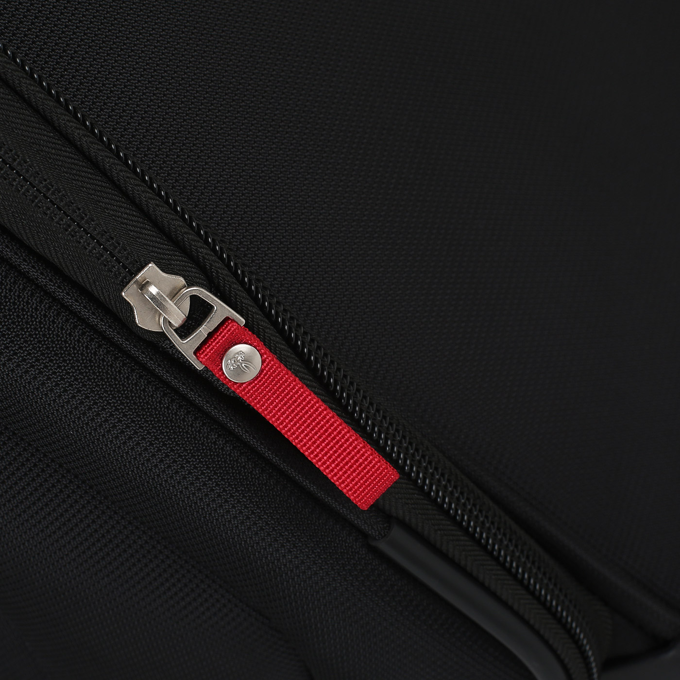 Чемодан большой L тканевый с кодовым замком Ricardo Seahaven