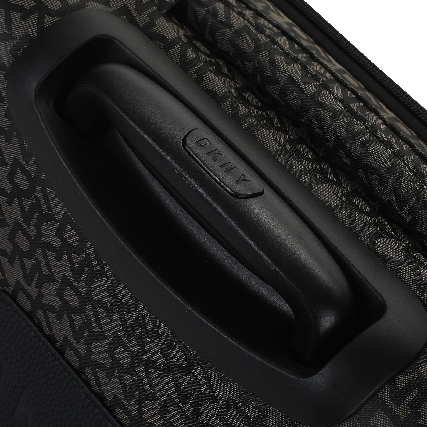 Чемодан маленький S тканевый с кодовым замком DKNY DKNY-090 Signature softs