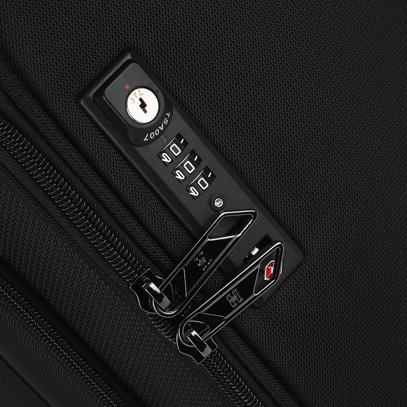 Чемодан Eberhart Aurora