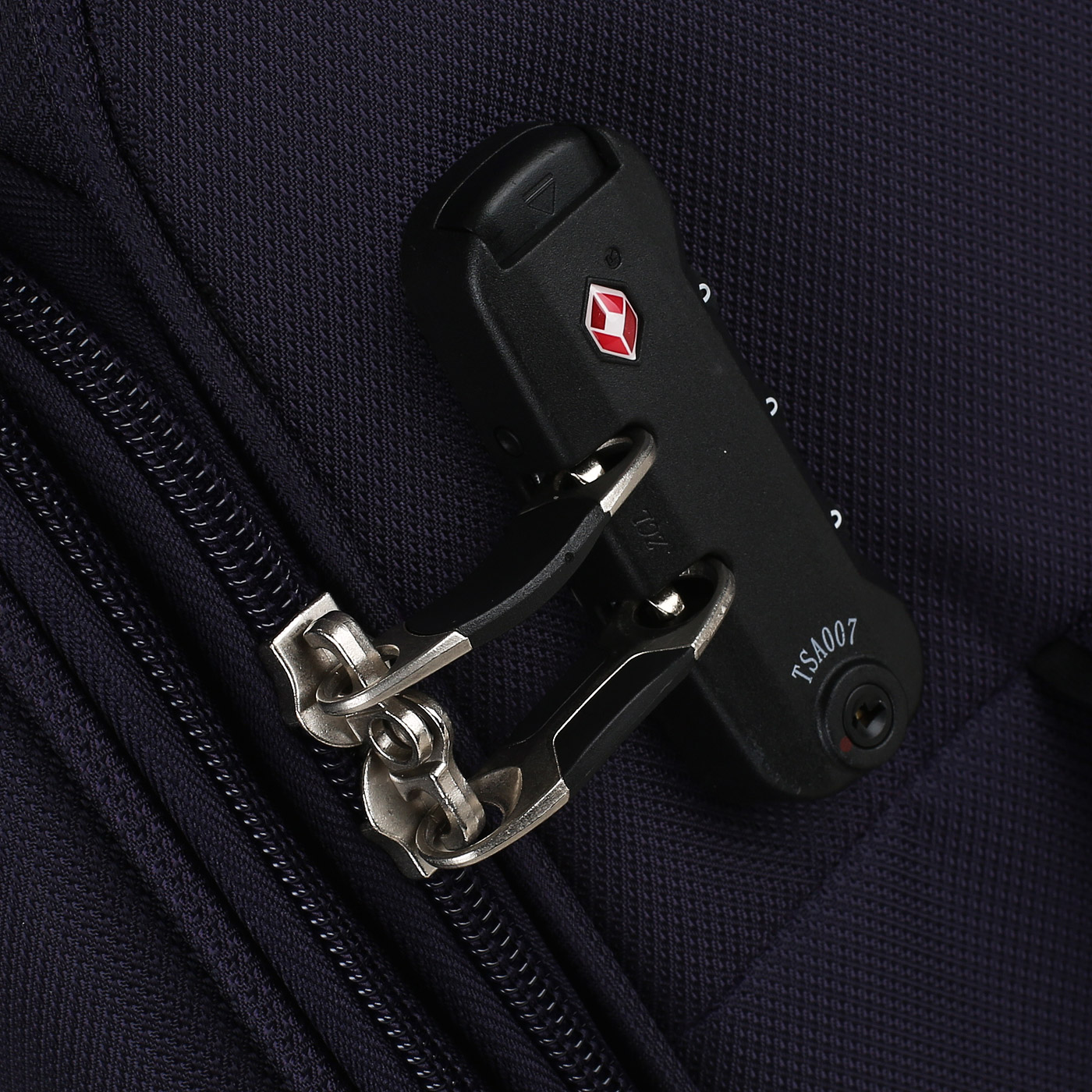 Чемодан для ручной клади тканевый с кодовым замком Ricardo Dana Drive