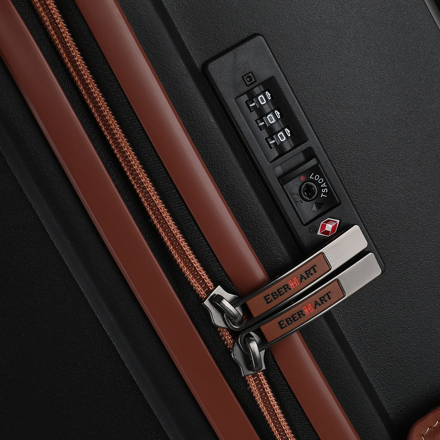 Чемодан большой L из полипропилена с кодовым замком Eberhart Delight DLX