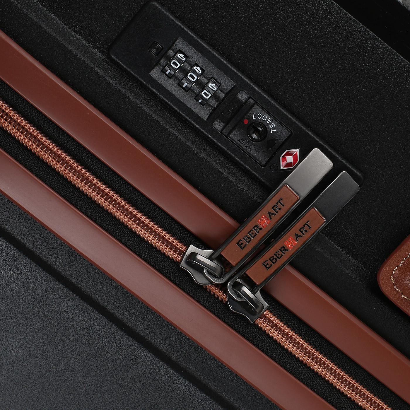 Чемодан средний M из полипропилена с кодовым замком Eberhart Delight DLX